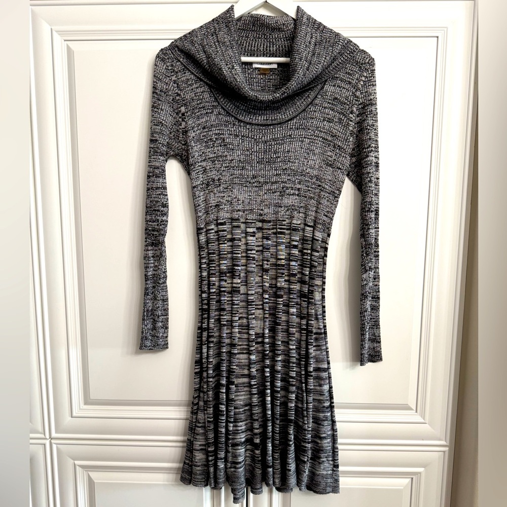 Calvin Klein Sz Small Cowl Neck Long Sleeve Midi Length Sweater Dress Black/Grey